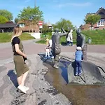 Haushaelfte-poppenspaeler *