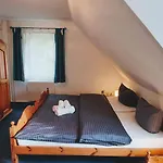 Holiday home Haushaelfte-poppenspaeler Bohl