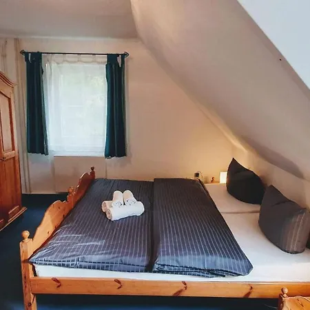 Holiday home Haushaelfte-poppenspaeler *